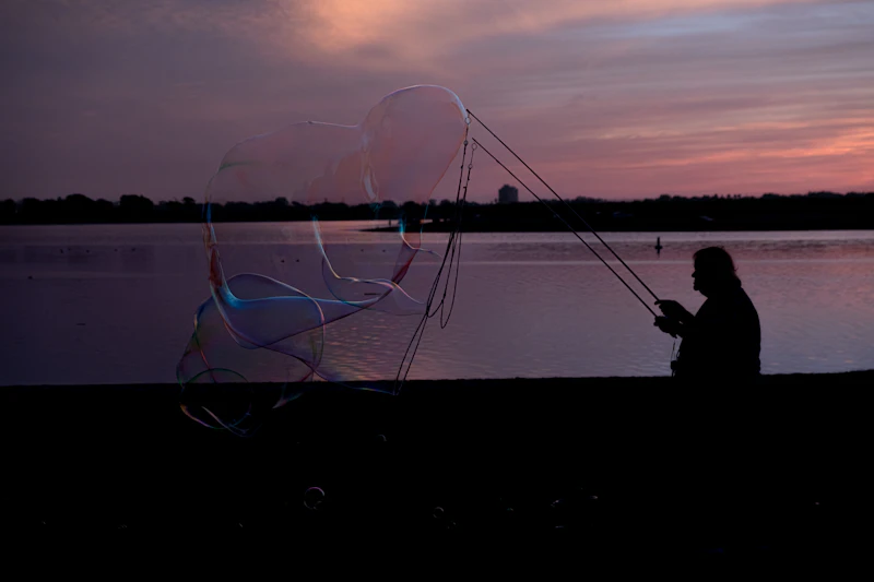 물고기 잡는 꿈 해몽 15가지: 물고기 잡는 그물을 사용하는 꿈, 물고기 잡는 망으로 성공하는 꿈 길흉화복 완전정복